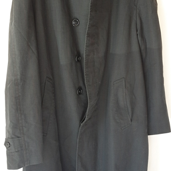 London Fog Trench Coat - Picture 4 of 8
